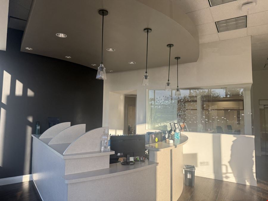 STRIP CENTER / MEDICAL OFFICE FOR SALE OR LEASE