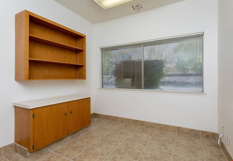 Professional/Medical Recently Renovated Office Suites Available