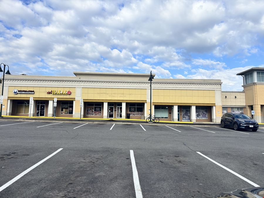 Vista Shops at Golden Mile
