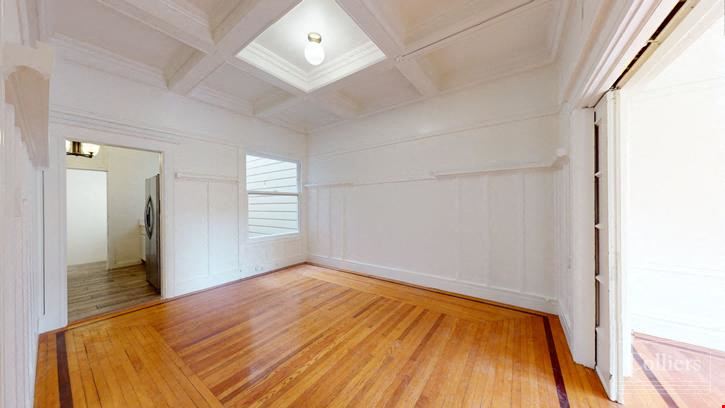 For Sale | 550 Baker Street