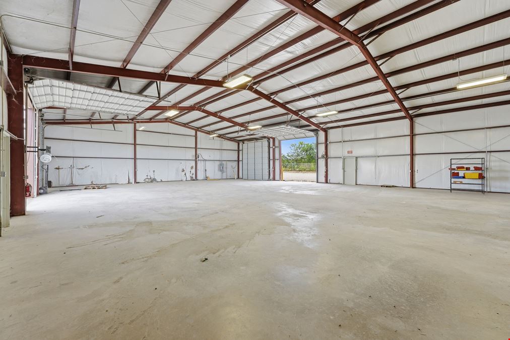 6,060 Drive Through Office/Shop on 6.33 Acres