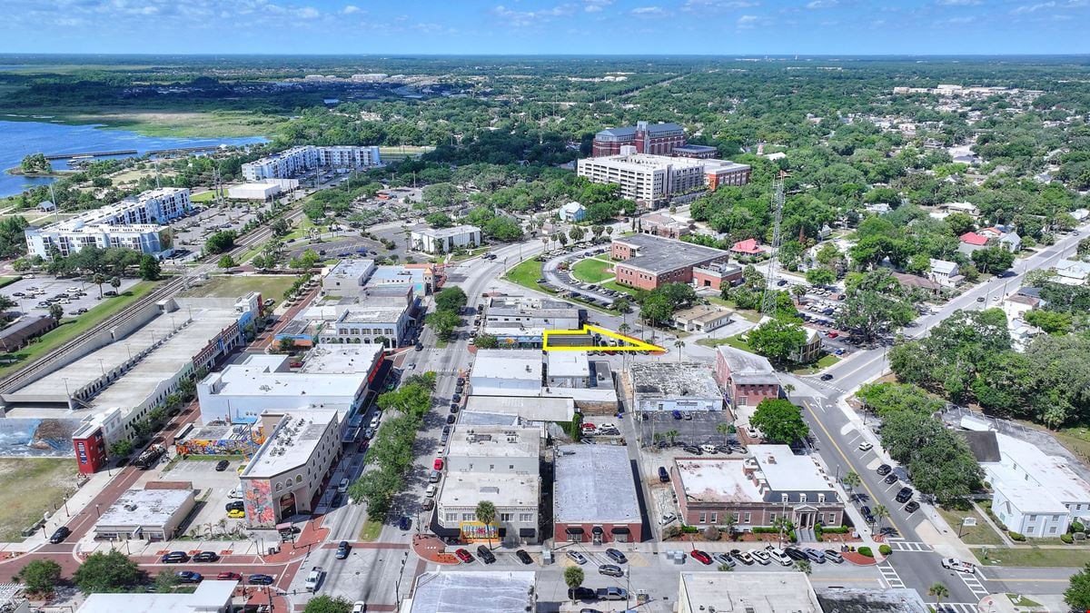 Downtown Kissimmee Commercial Opportunity with Parking