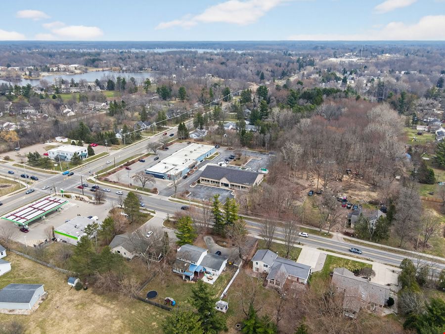 5668 Okemos Rd