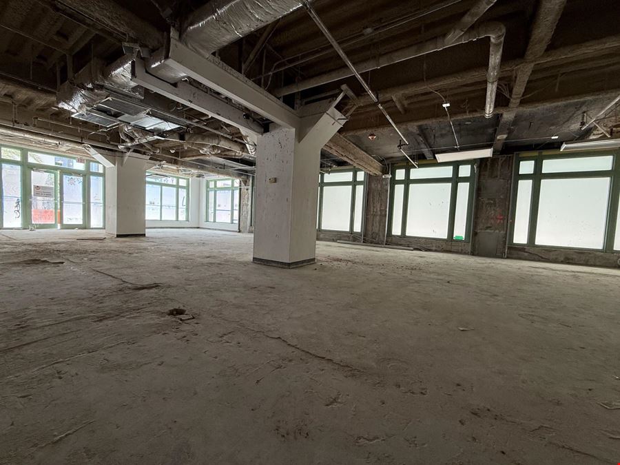 Prime Retail Space for Lease | Downtown Miami