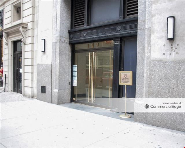 927 Broadway