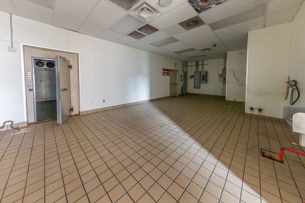 Former Dunkin Donuts