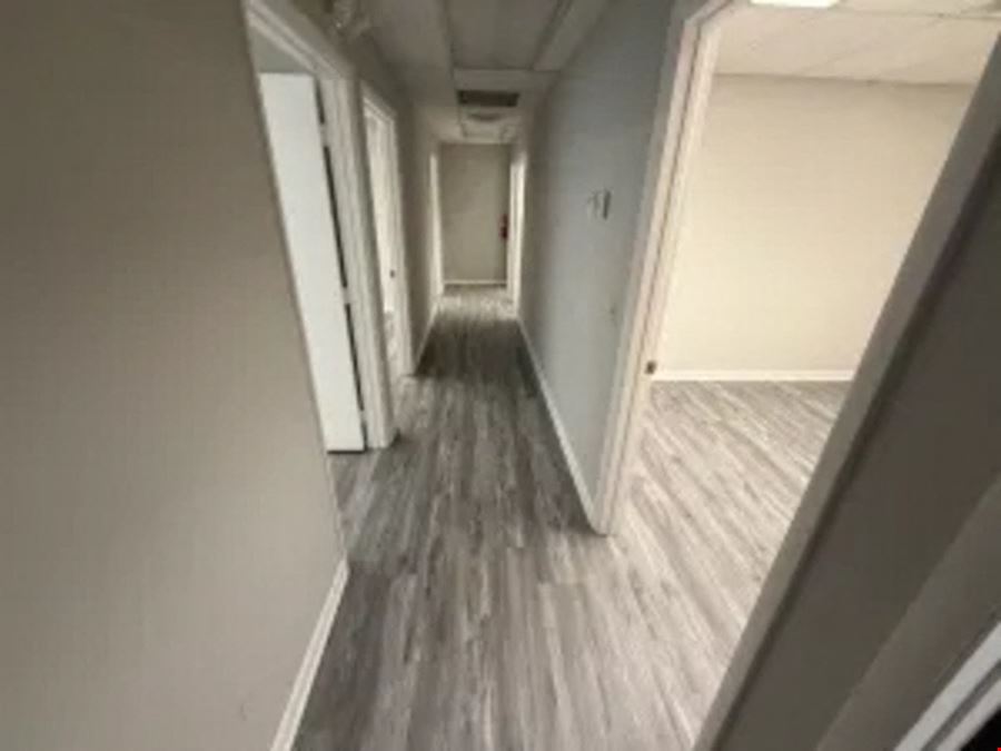 1803 SF Suite 103 Professional and Medical Office Space
