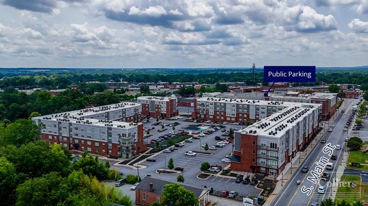 Multiple Retail Suites Available at Parkview Greer Apartments, Steps from Downtown