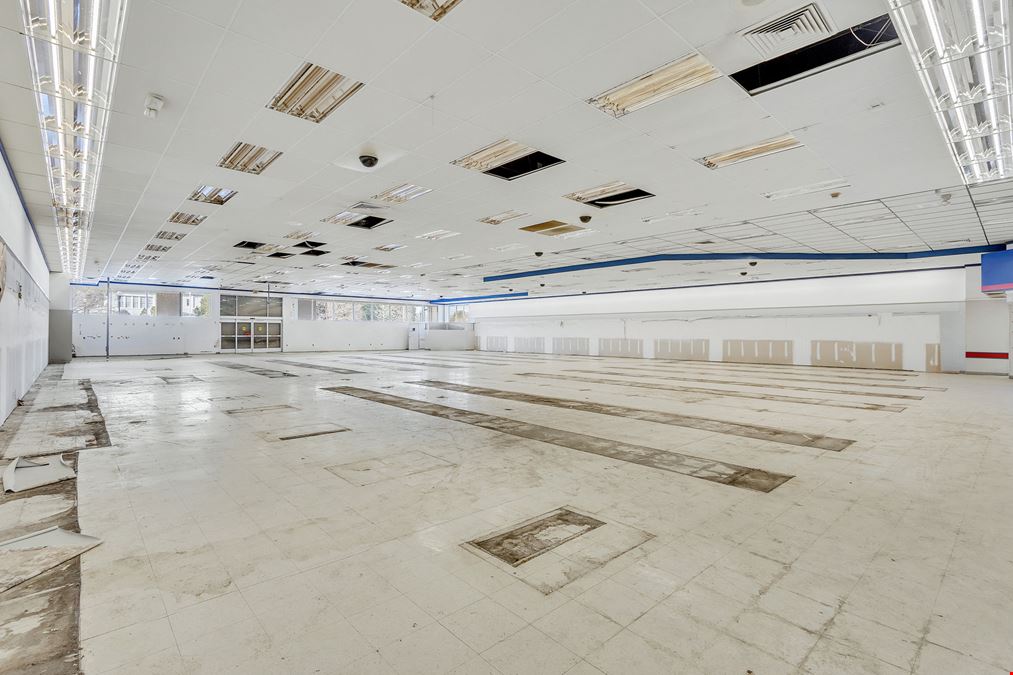 1.22 Acres | 10,980 SF Retail | 21,600 VPD | 3X Full Motion