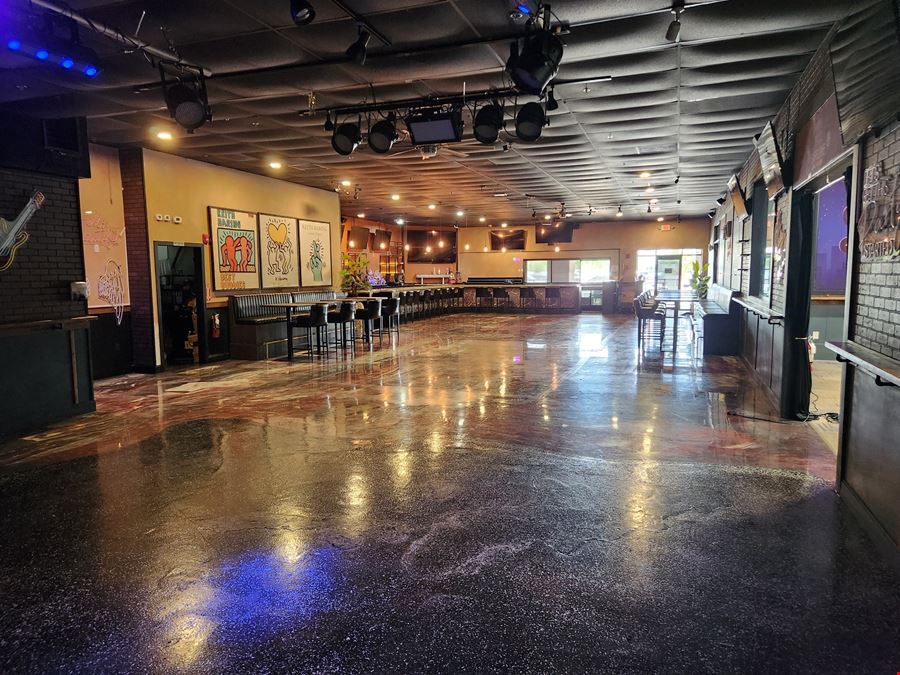 2107 Tamiami Trail South