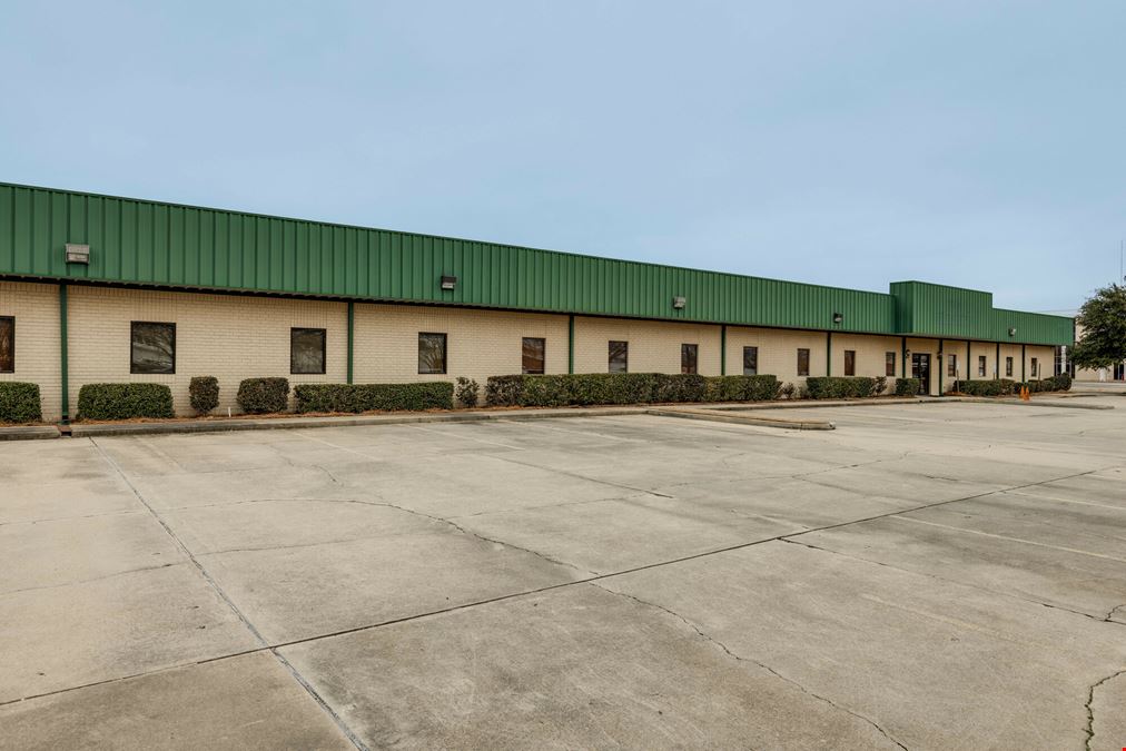 Leased Office A-Credit Tenant w/Modified Net Lease