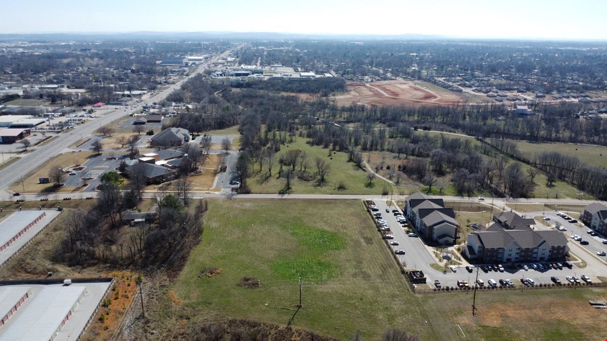 Cooper Land