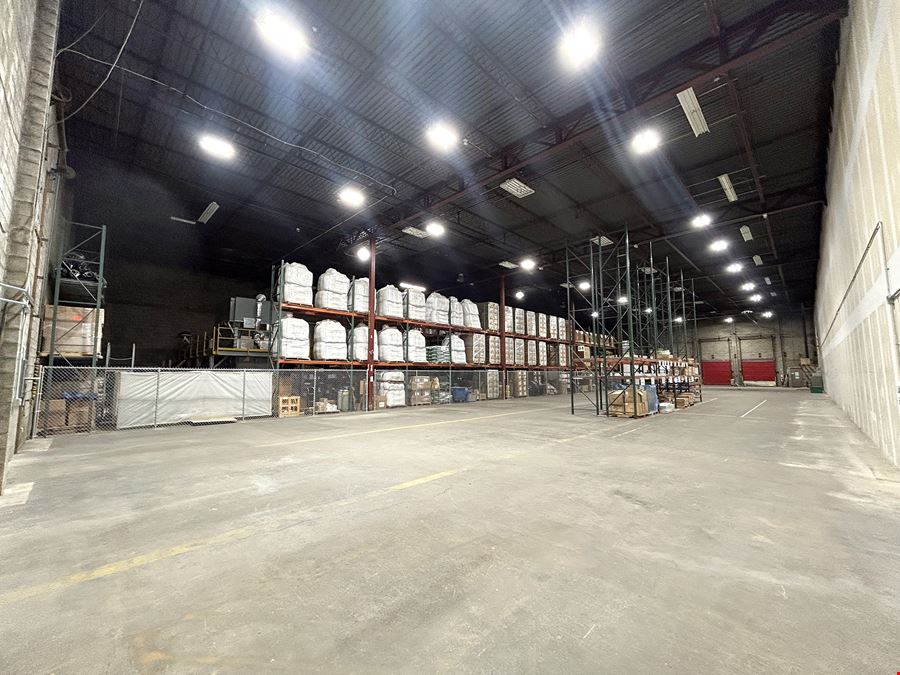 20,000 SF Distribution Warehouse Space