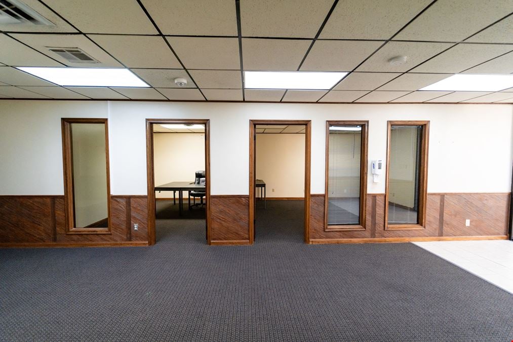 DOWNTOWN OFFICE SPACE FOR LEASE