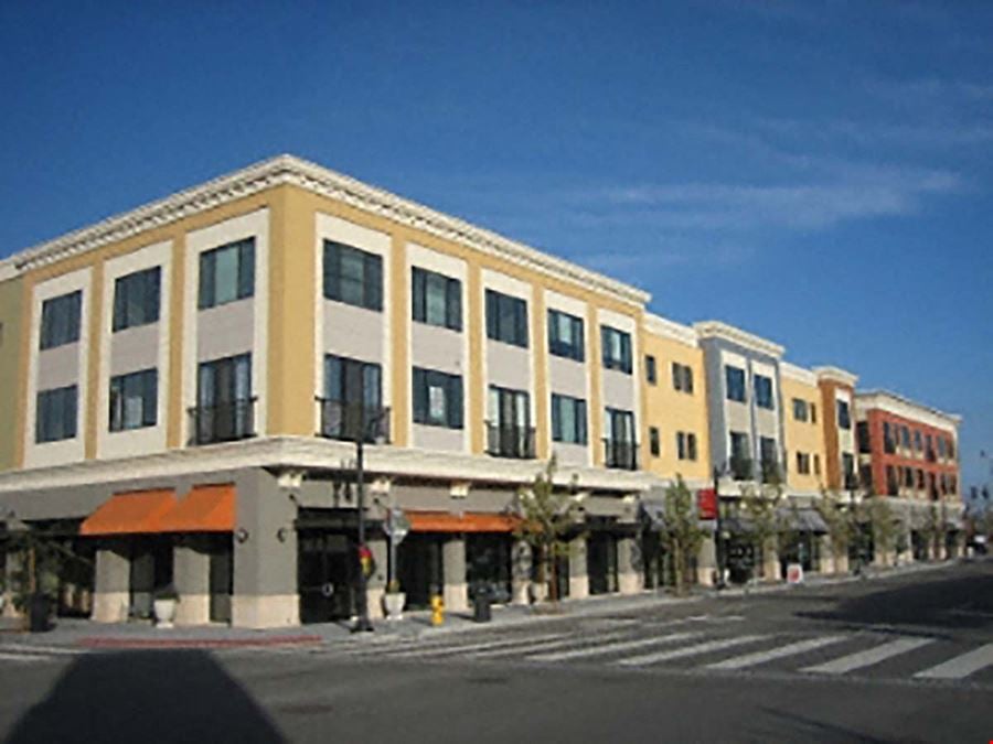 Petaluma Theatre Square