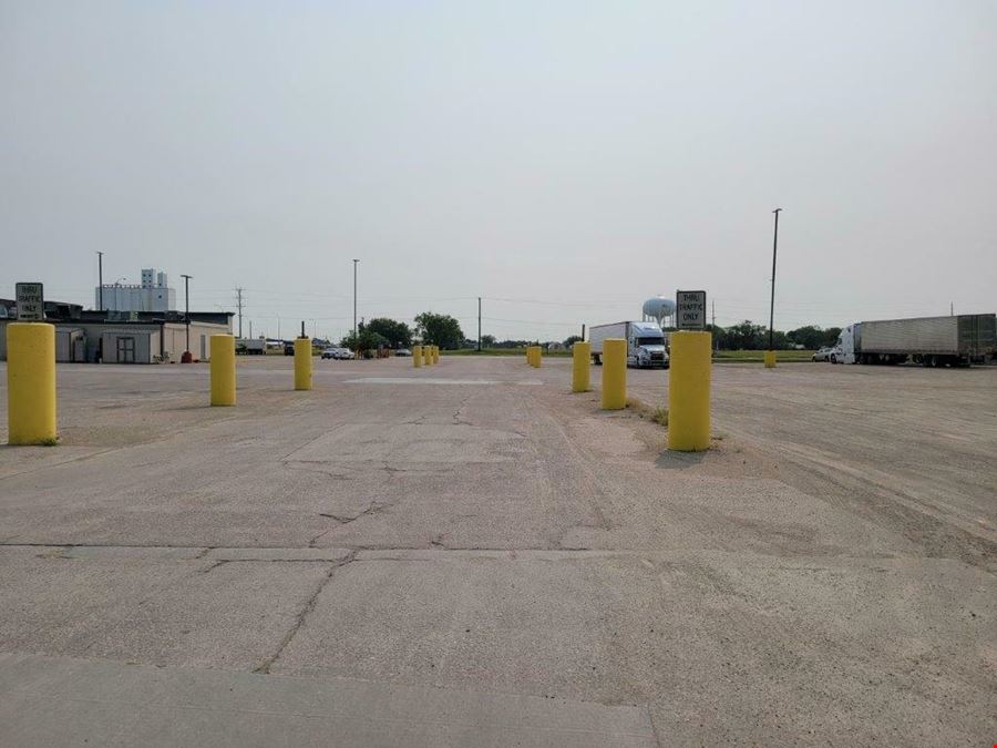 2101 US Highway 12 W