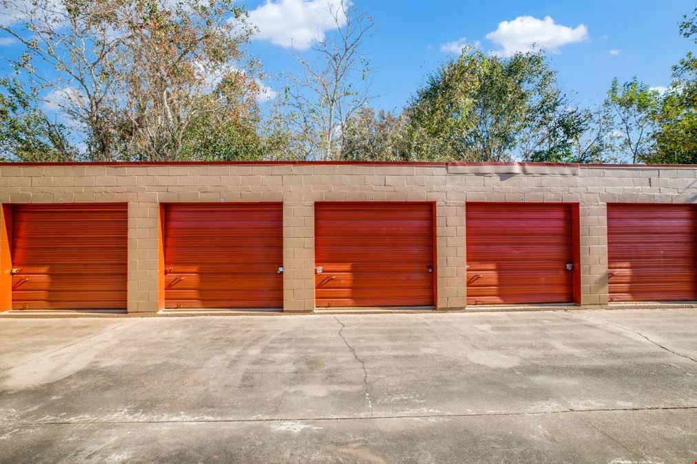 FIRST CHOICE STORAGE