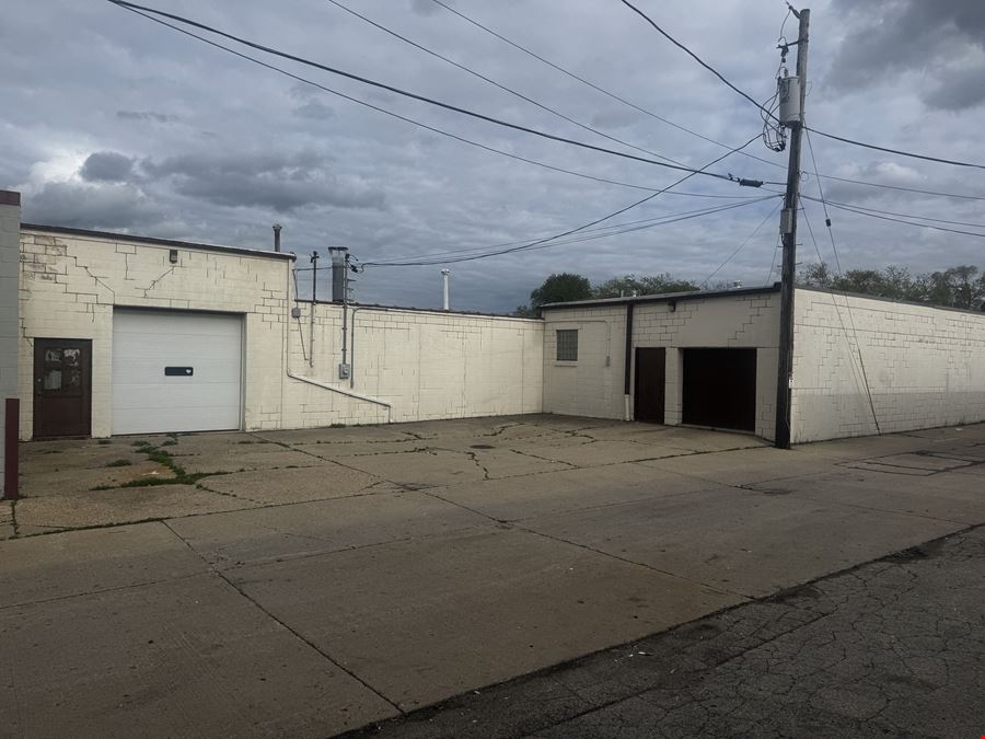 5408 W Electric Ave