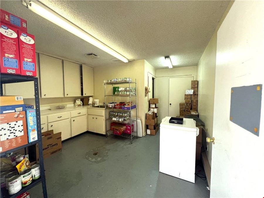 417 Main St