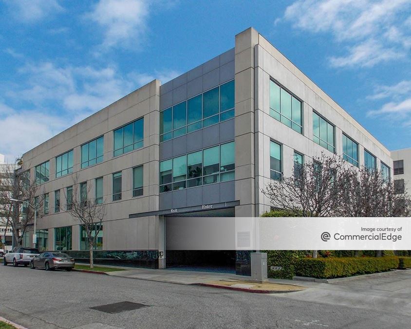 9320 Wilshire Blvd