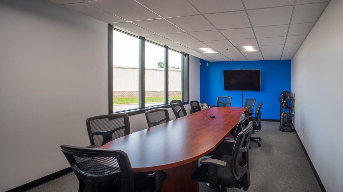 Showroom-Quality Flex Facility | For Sale or Lease
