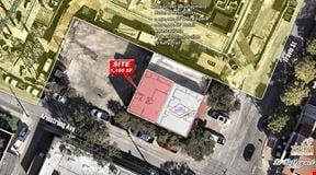 4501 Travis St