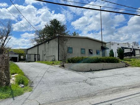 Preview of Industrial space for Rent at 520 Circle 85 Street