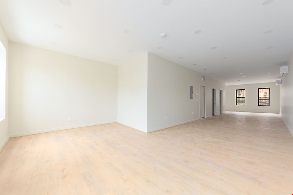 1,300 SF | 852 Flatbush Avenue | 2nd Floor Vanilla Box Office Retail Space for Lease