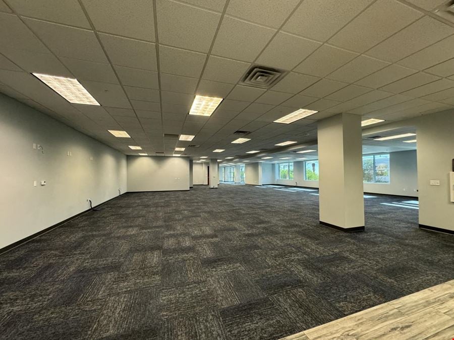 8395 W. Sunset Road - Sublease