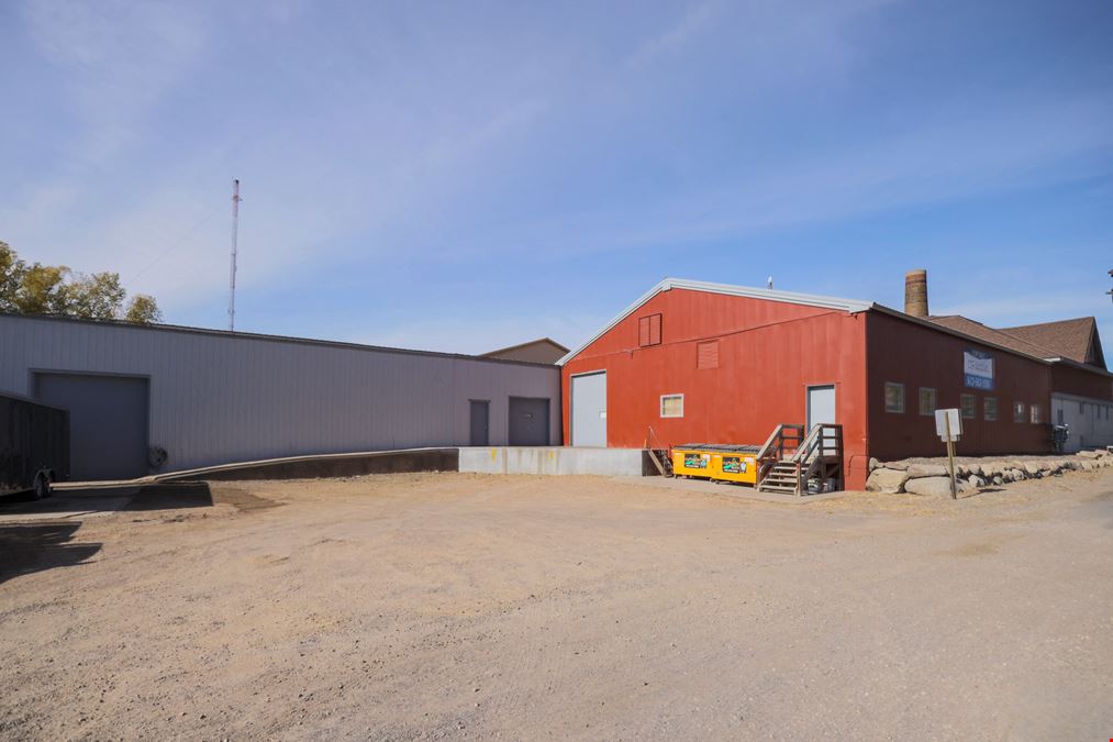 Loretto Light Industrial, Outdoor Storage & Auto Services Investment Property