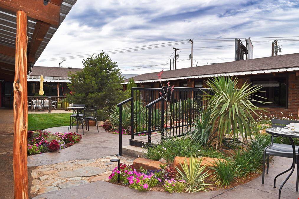 Cactus Alley Courtyard