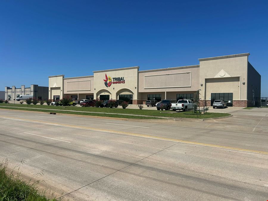 9217 S Eastern Ave - South East Plaza