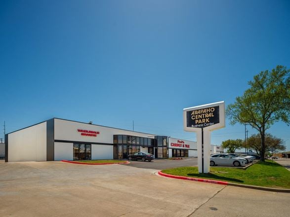 Preview of Retail space for Rent at 1002 North Central Expwy
