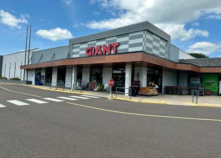 Preview of Retail space for Rent at 436 Town Center