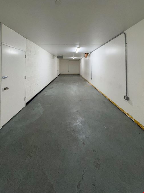 1,500 SF | 409 Broadway | Retail Space with Basement & Glass Frontage for Lease