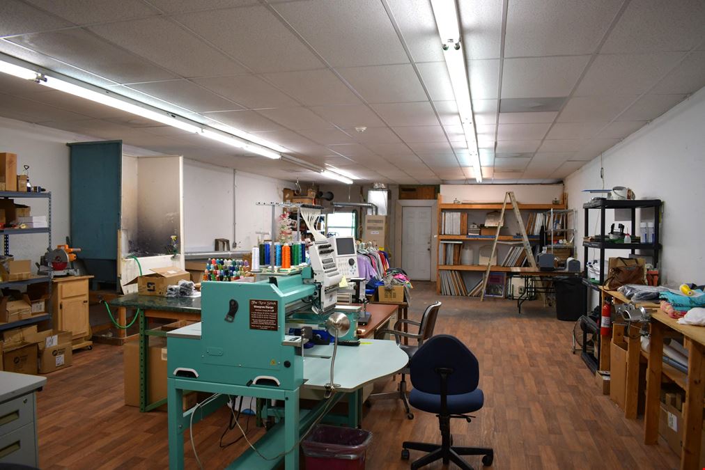 108 W Main St