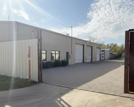 Preview of Office space for Rent at 2307 May St