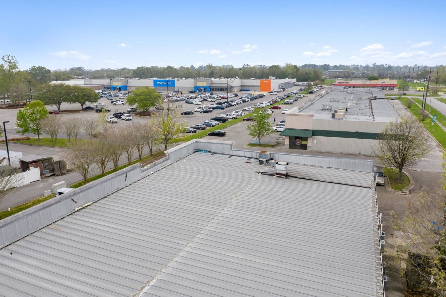 Pinhook Plaza