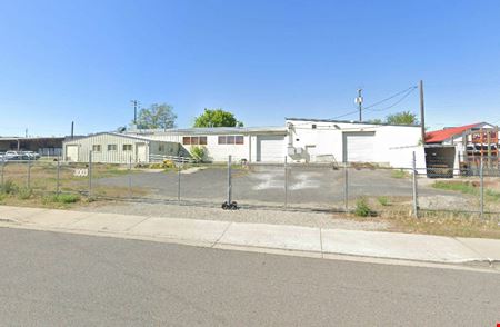 Preview of Industrial space for Rent at 3003 E Courtland Ave