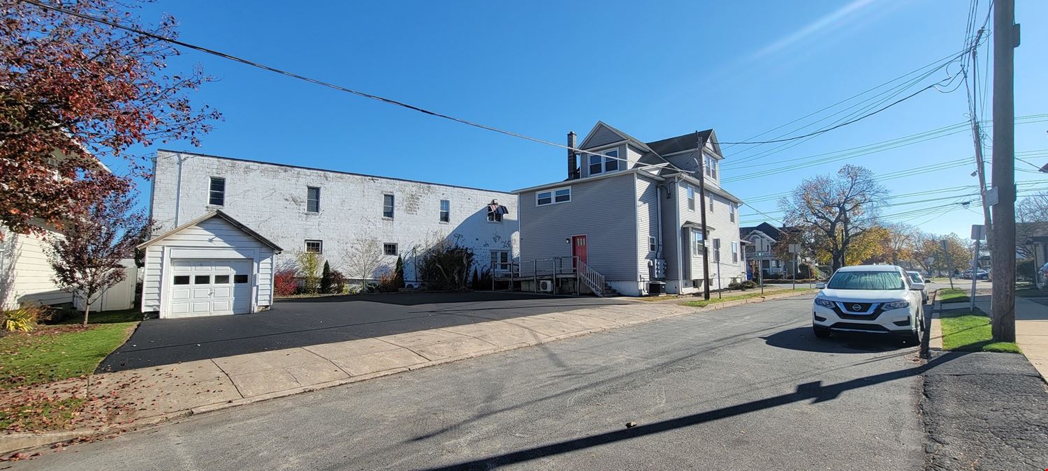 950 Wyoming Avenue