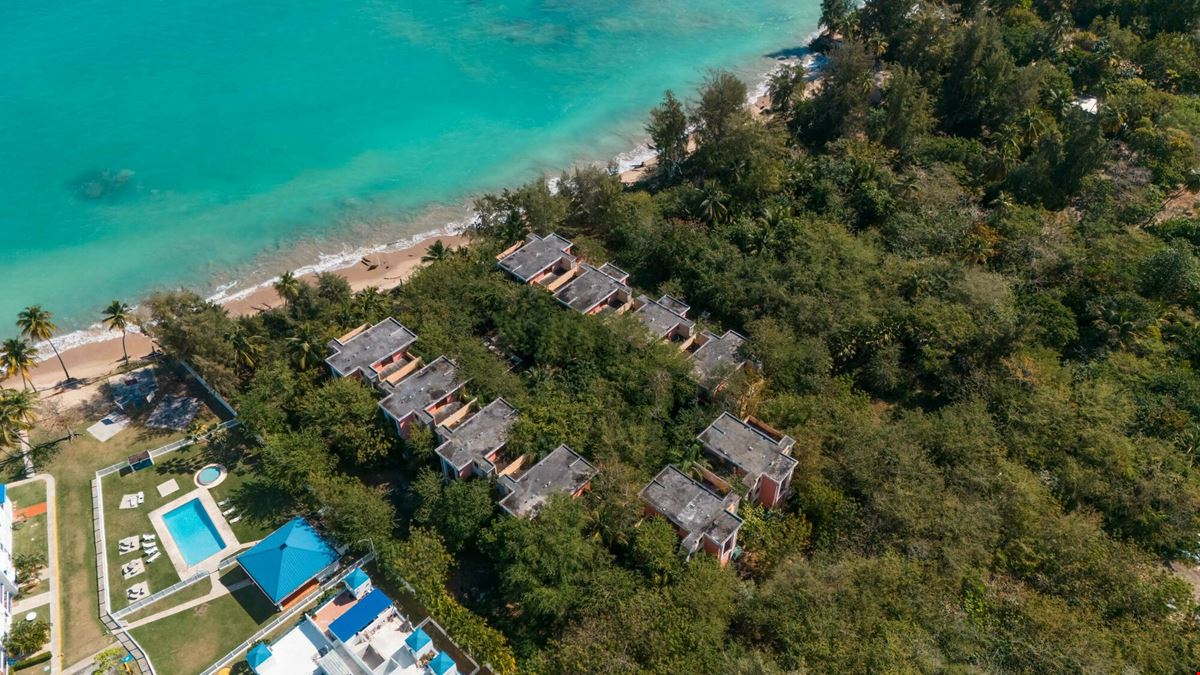 Beachfront Re-Development Opportunity in Loíza For Sale