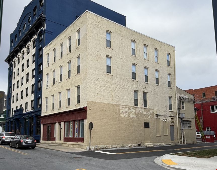 62 - 64 W Antietam St