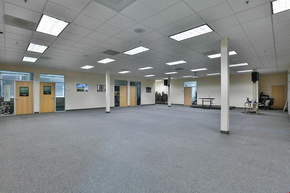Gold Business Center