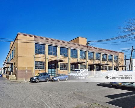 Preview of Industrial space for Rent at 225 SE Main Street