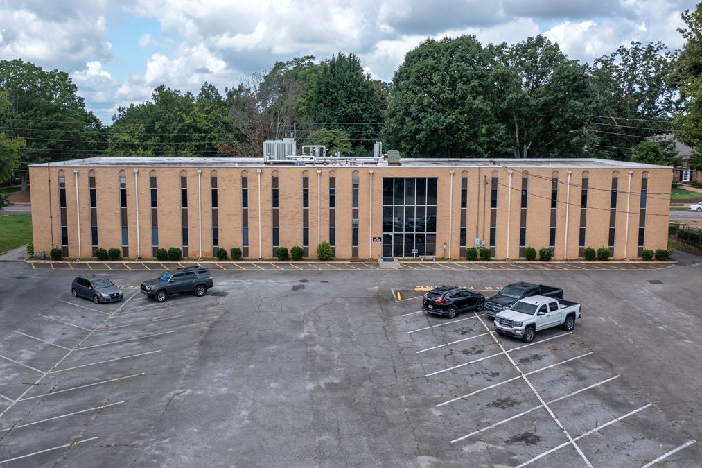 Landmark Office Building in Milledge Ave Historic District