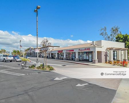 Preview of commercial space at 1000 North Western Avenue