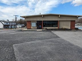 Retail Building on Highly Visible Corner