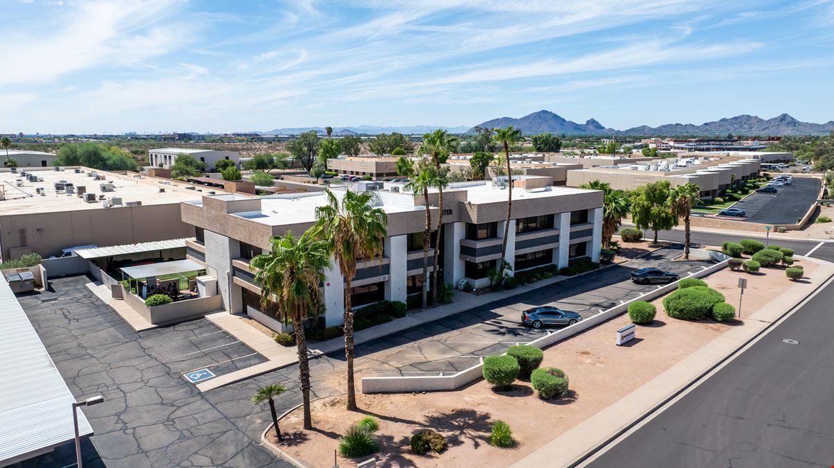 9495 E San Salvador Dr