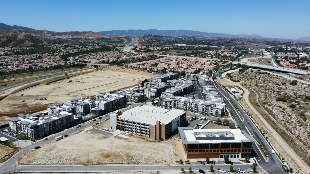 Vista Canyon Retail