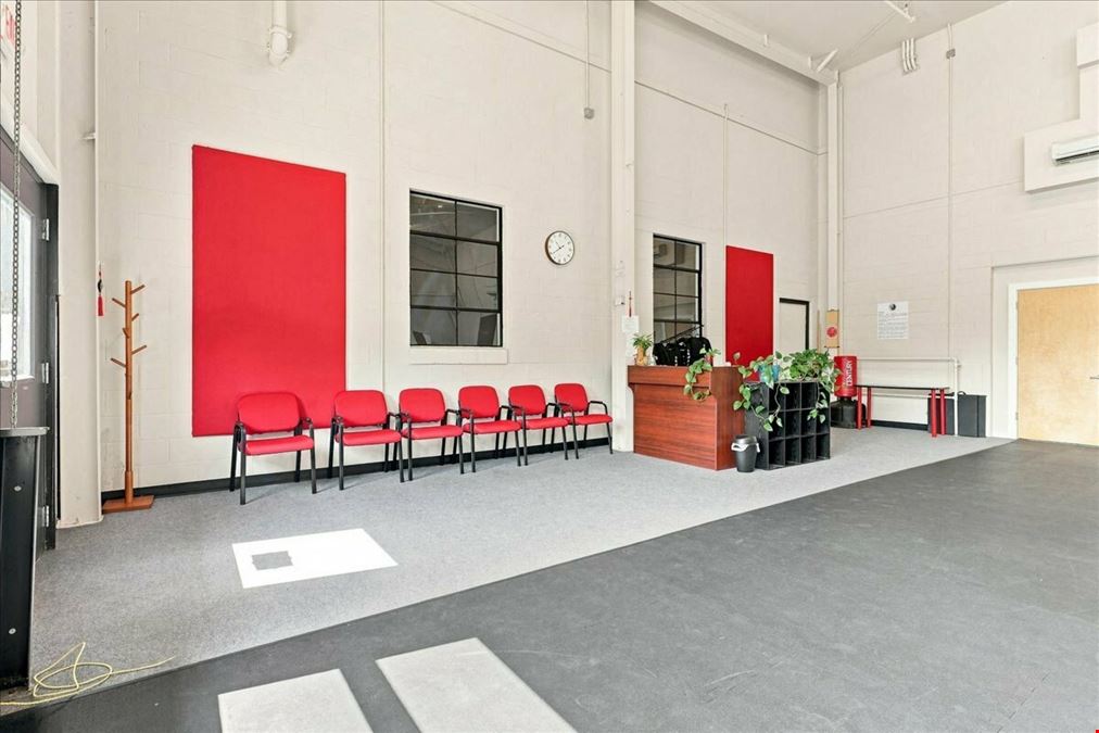 COMMERCIAL SPACE IN HISTORIC STAUNTON MIXED USE DEVELOPMENT